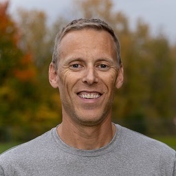 Matt Viecelli Headshot